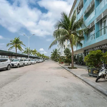 Coco Tuan Chau Hotel