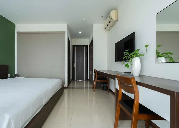 Hotel Coco Tuan Chau 2*