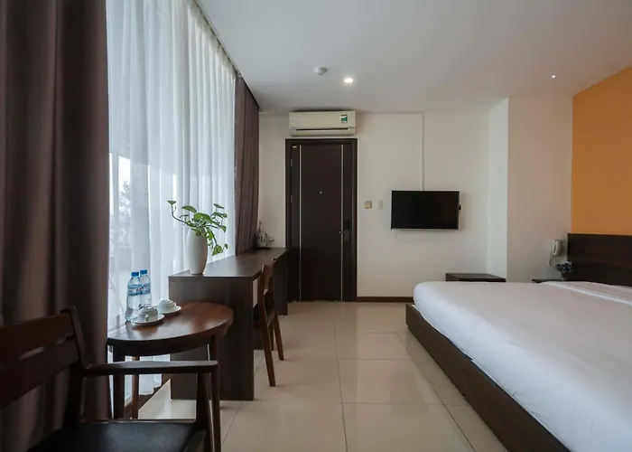 Hotel Coco Tuan Chau 2*
