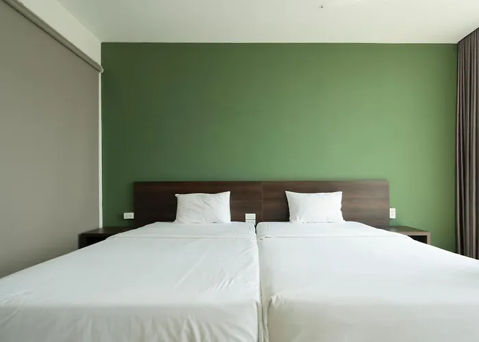Coco Tuan Chau Hotel 2*